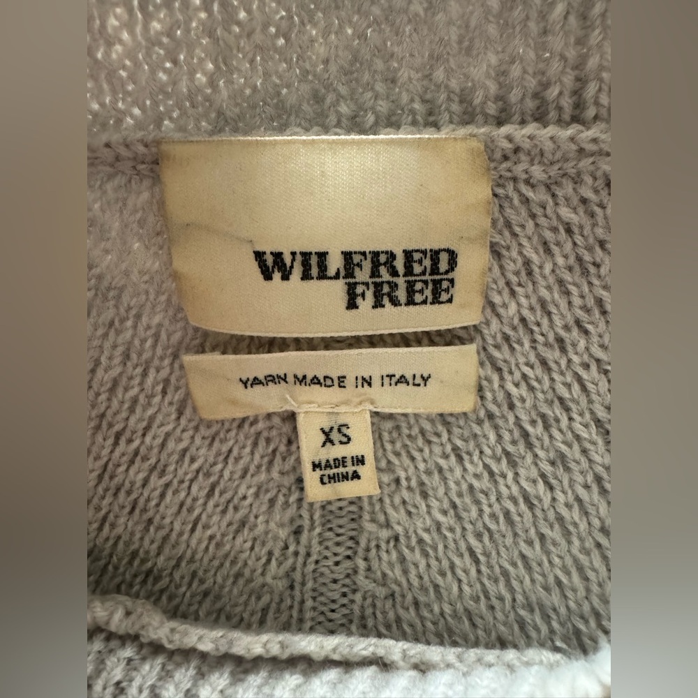 Aritzia 100% Merino Wool Wilfred Free "Isabelli" Sweater XS - Picture 7 of 13